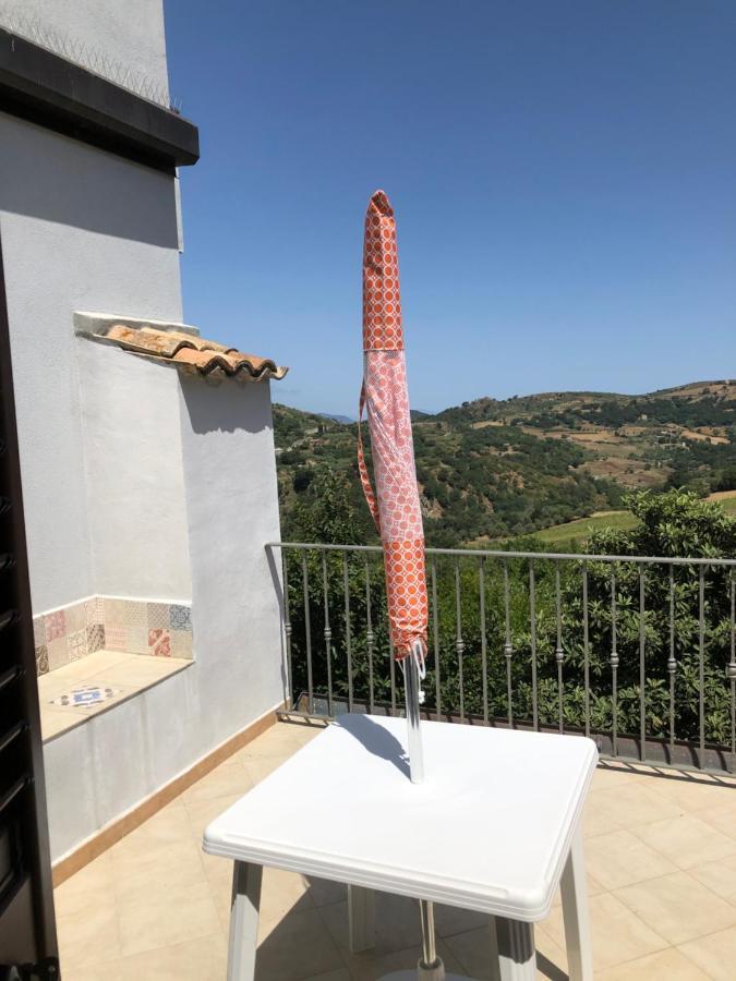 Basico Un Balcone Sul Mare-Casa I Carruggi- Case Vacanza Sicilia&Toscana- Eksteriør bilde